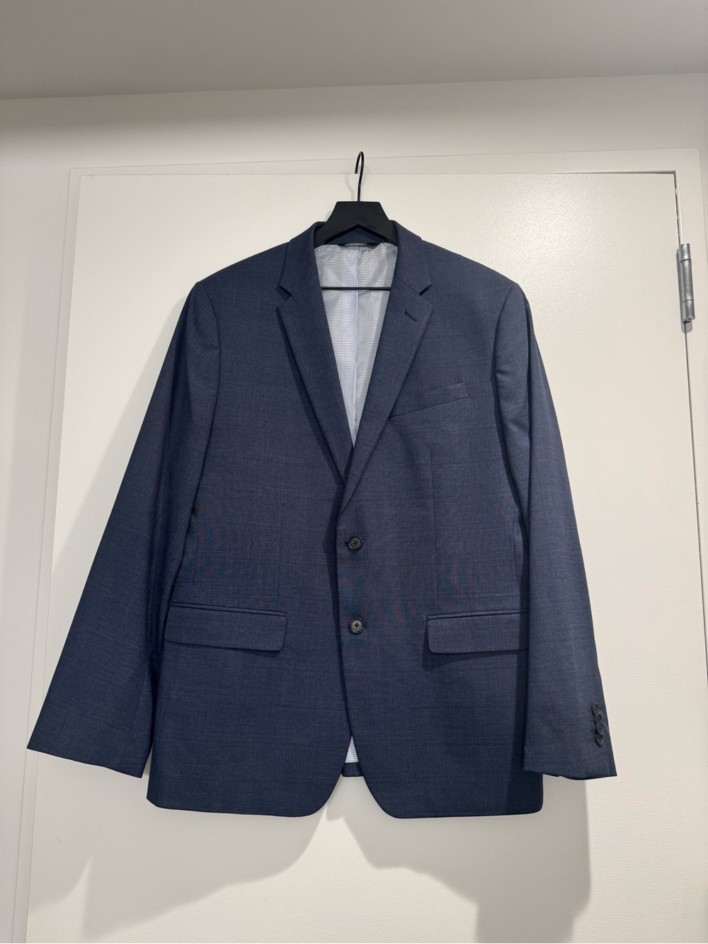 Banana Republic Men's Navy Two-Button Blazer (44R) and Pants (36x30)